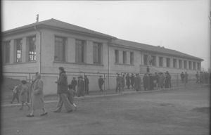 L'école du Pontin en 1950 (5 Fi 8444).
